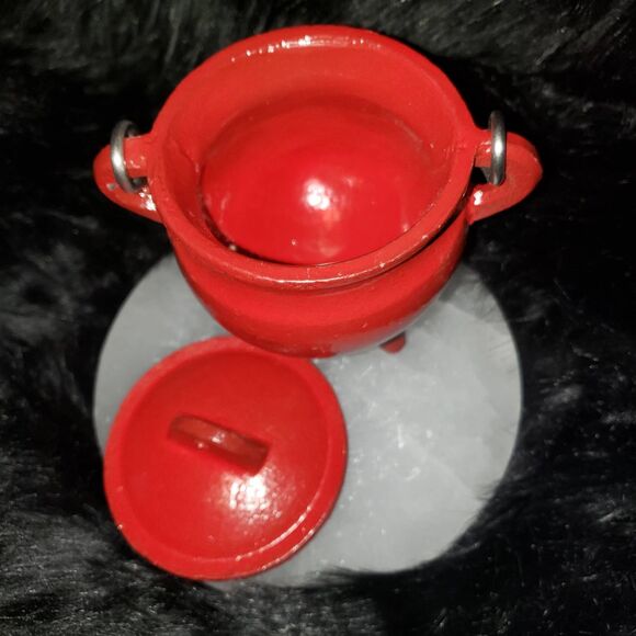Red Mini cauldron - cast iron, spellwork, burner, witchcraft - Picture 2 of 3